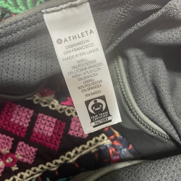 ATHLETA Womens Sz S Olive‎ Contender Printed Sports Bra Camo #446803 Athleisure - Picture 8 of 9